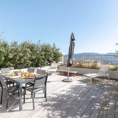 Apartament Chateau By Interhome